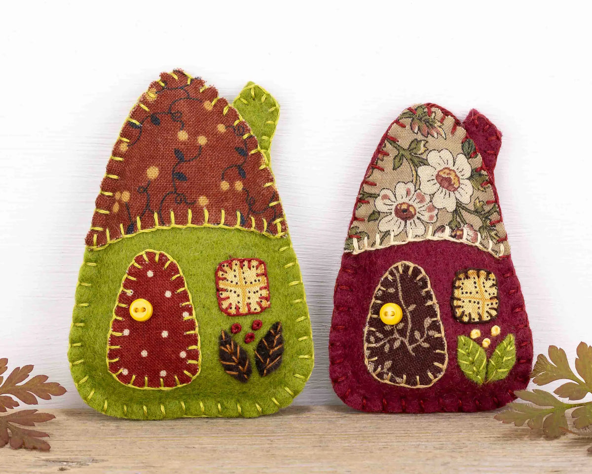 Little Houses Felt Ornament Sewing Pattern