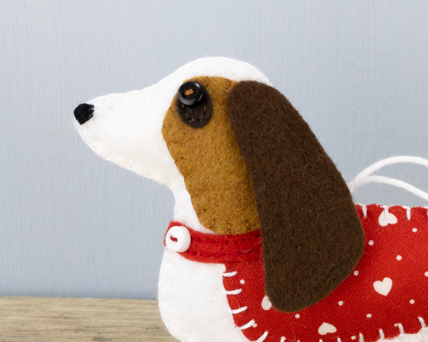 Basset Hound Felt Christmas Ornament Pattern