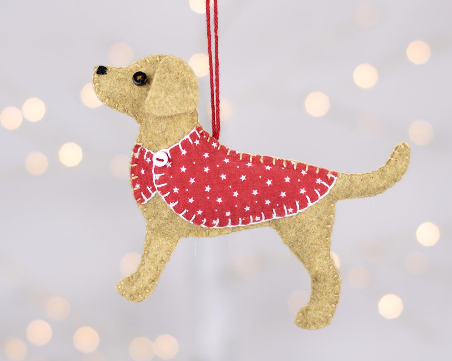 Bailey the Labrador Felt Ornament Sewing Kit