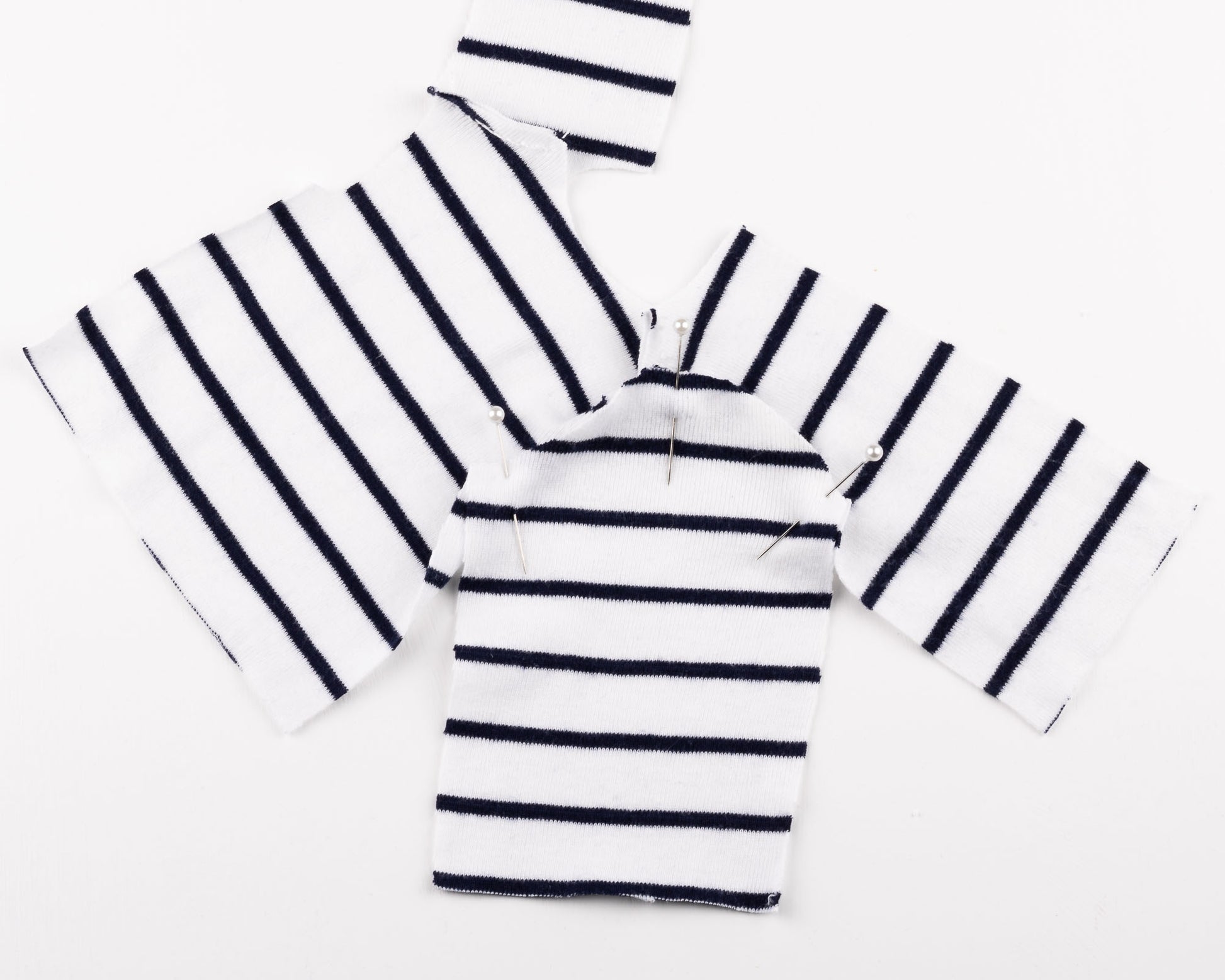 Example photo from the pattern, showing the construction of the stripe top.